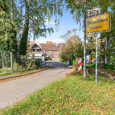 Hotel Schwarzer Adler - Self Check In Tiefenbronn